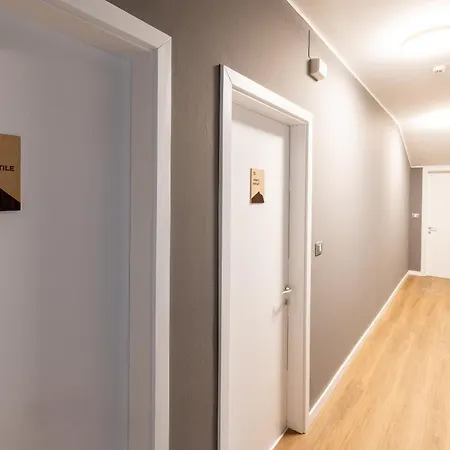 Comune Rustico Sport מלון 3*